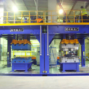 Гідравлічний прес для внутрішнього формування